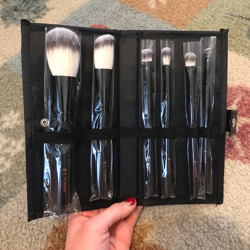 Crown Brush 6 Piece Set